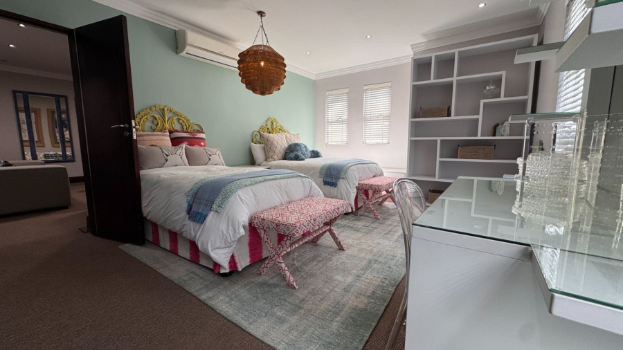 6 Bedroom Property for Sale in Three Rivers East Gauteng