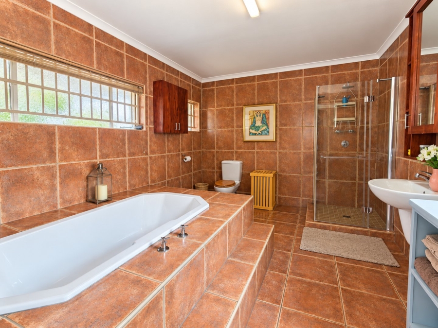 4 Bedroom Property for Sale in Wychwood Gauteng