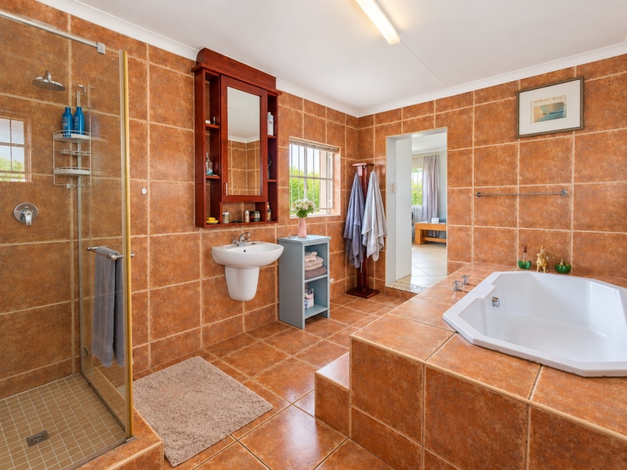 4 Bedroom Property for Sale in Wychwood Gauteng