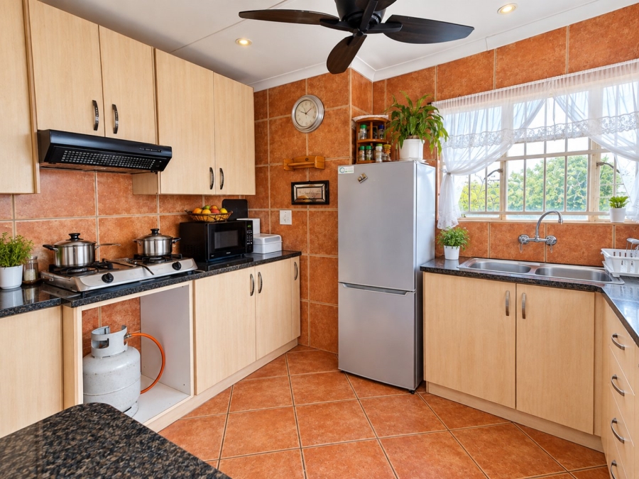 4 Bedroom Property for Sale in Wychwood Gauteng