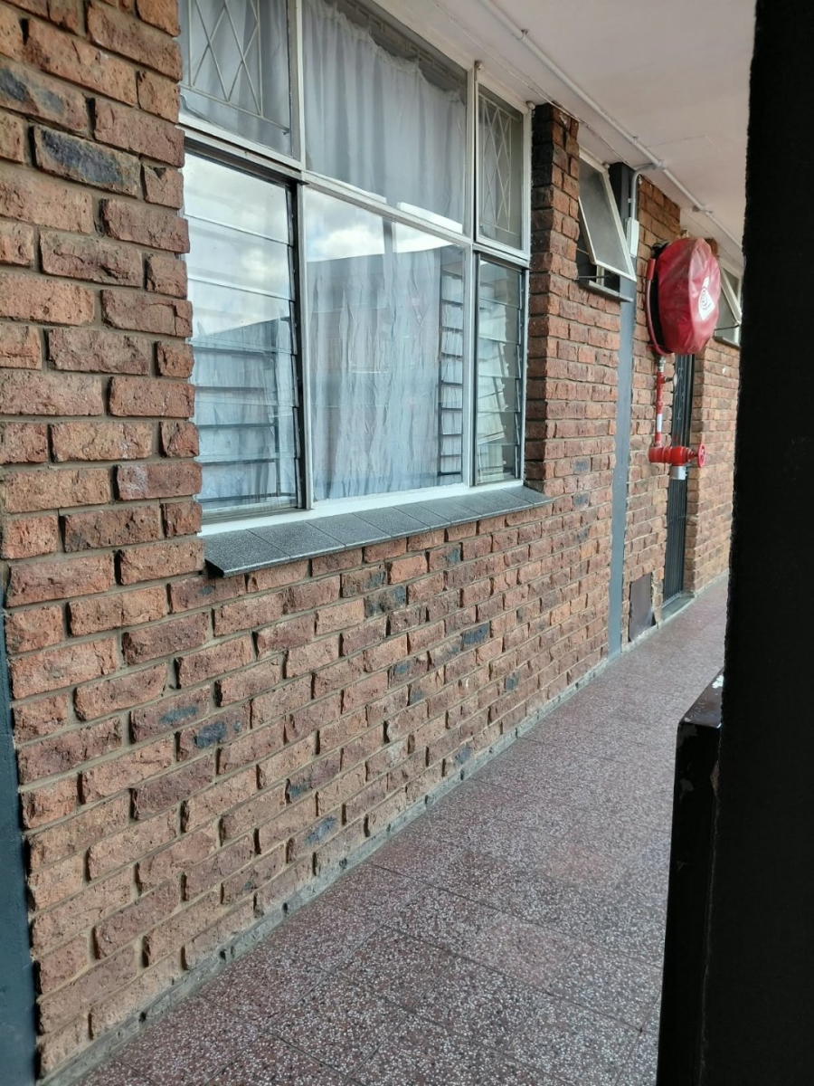 2 Bedroom Property for Sale in Pretoria Gauteng