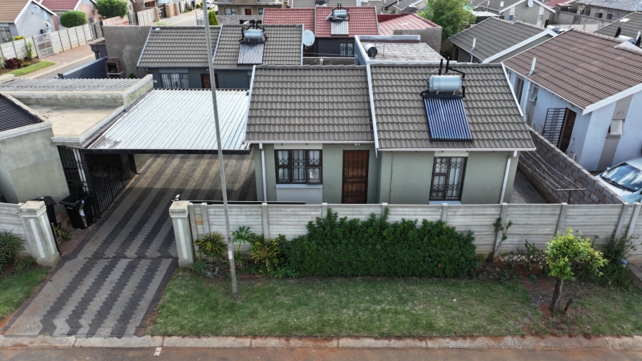 2 Bedroom Property for Sale in Sky City Gauteng