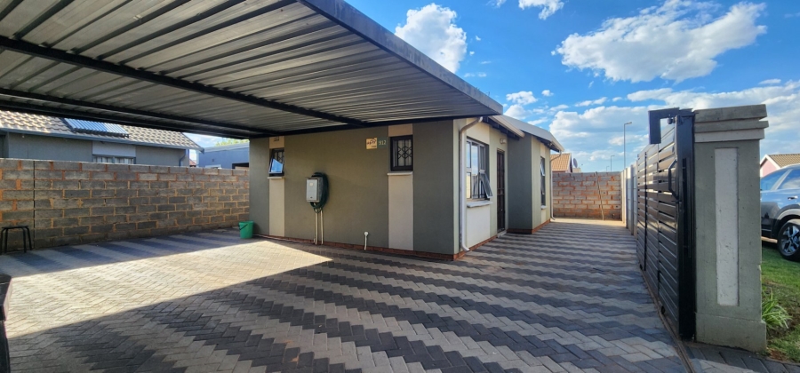 2 Bedroom Property for Sale in Sky City Gauteng