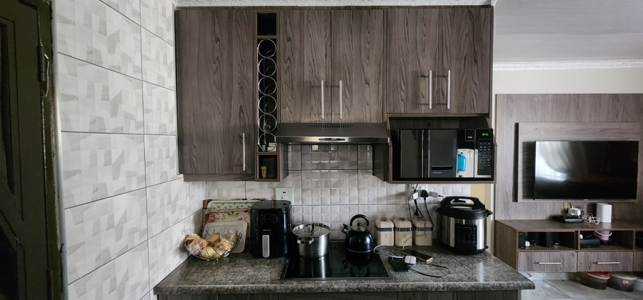 2 Bedroom Property for Sale in Sky City Gauteng