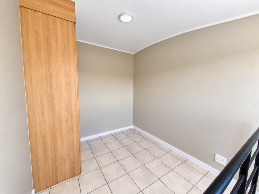 2 Bedroom Property for Sale in Braamfontein Werf Gauteng