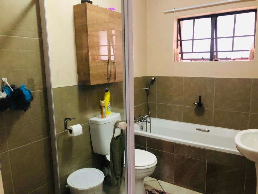 2 Bedroom Property for Sale in Sagewood Gauteng