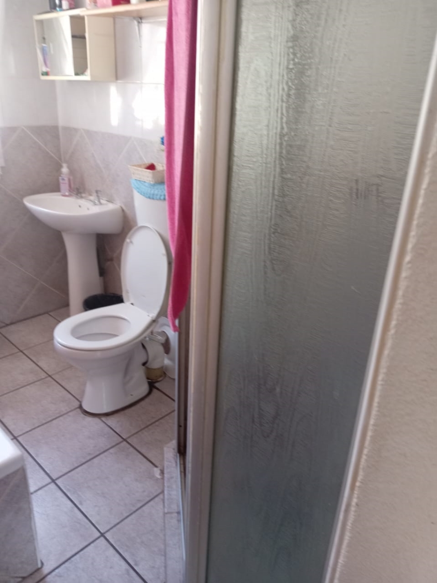 2 Bedroom Property for Sale in Vanderbijlpark CE 1 Gauteng