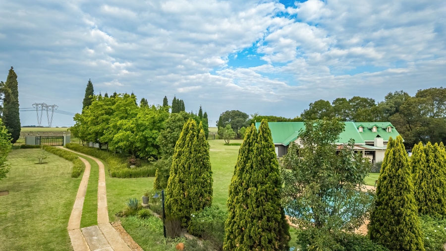 5 Bedroom Property for Sale in Nestpark A H Gauteng