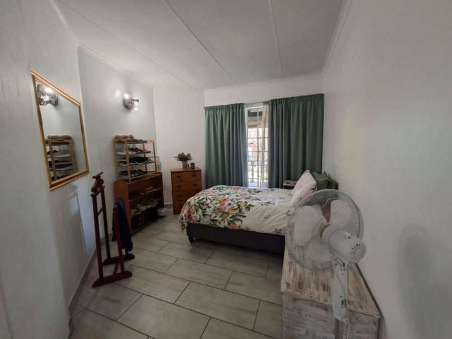 5 Bedroom Property for Sale in The Reeds Gauteng