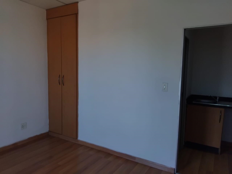 1 Bedroom Property for Sale in Marshalltown Gauteng