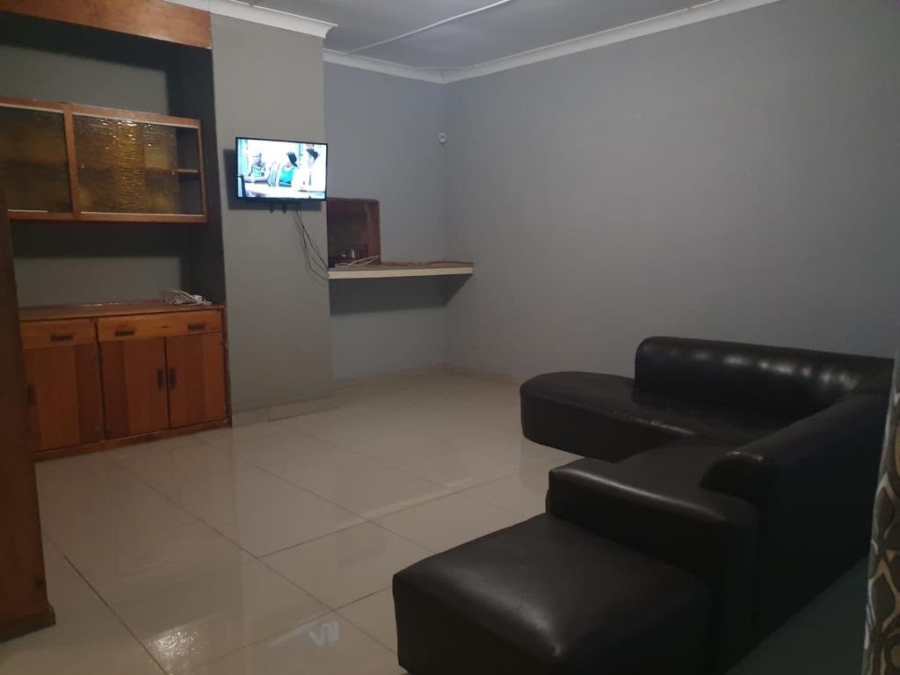 8 Bedroom Property for Sale in Pretoria Gardens Gauteng