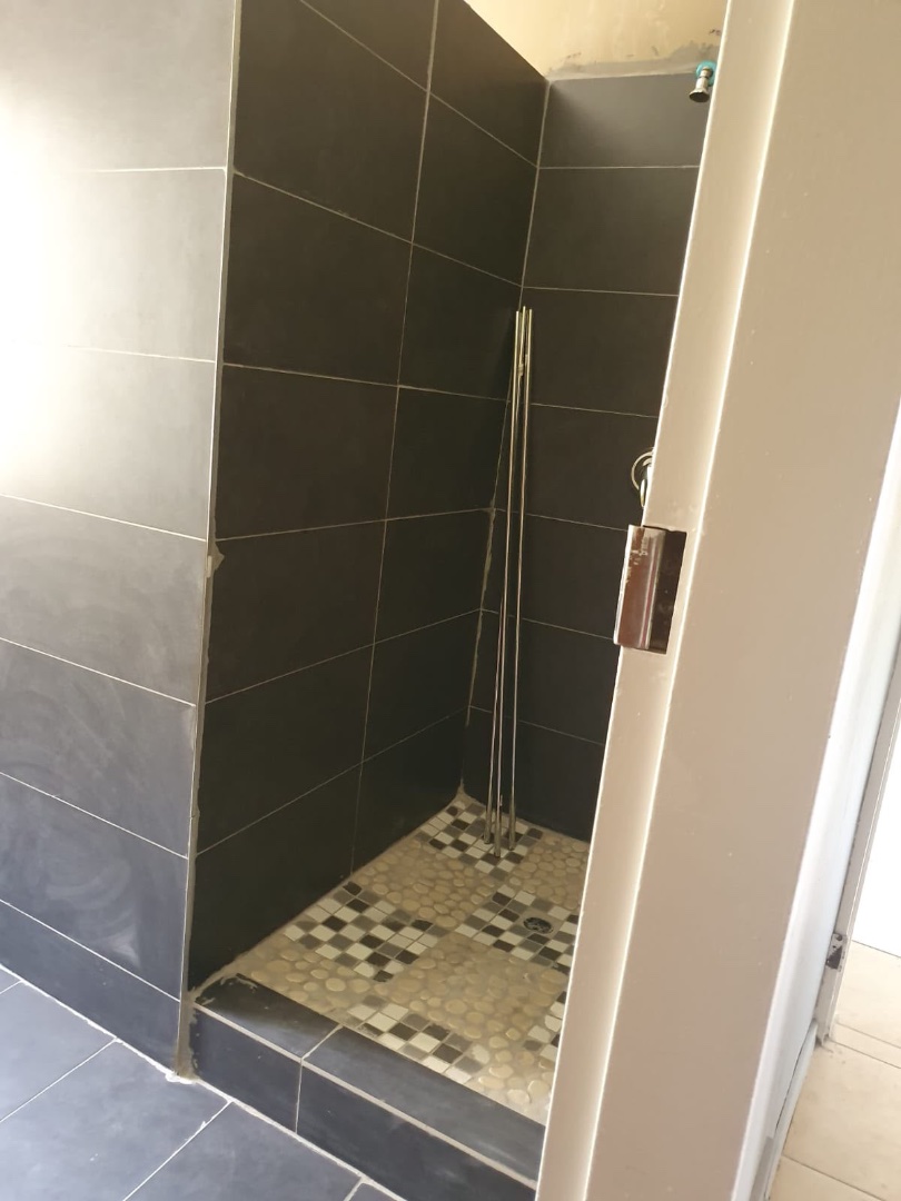 8 Bedroom Property for Sale in Pretoria Gardens Gauteng