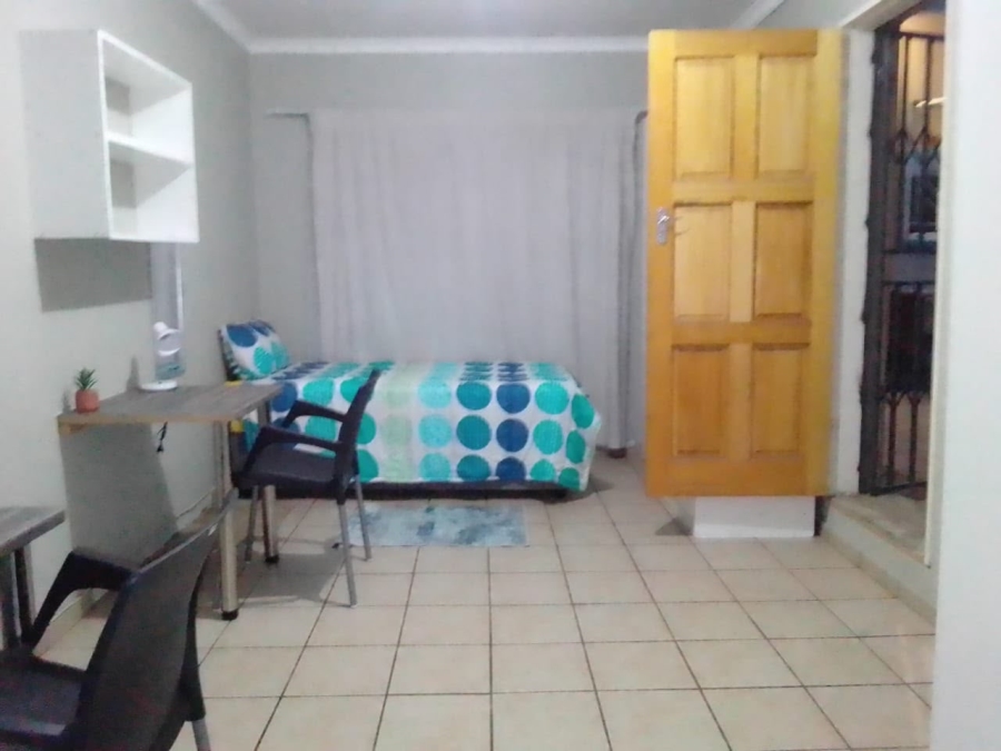 8 Bedroom Property for Sale in Pretoria Gardens Gauteng