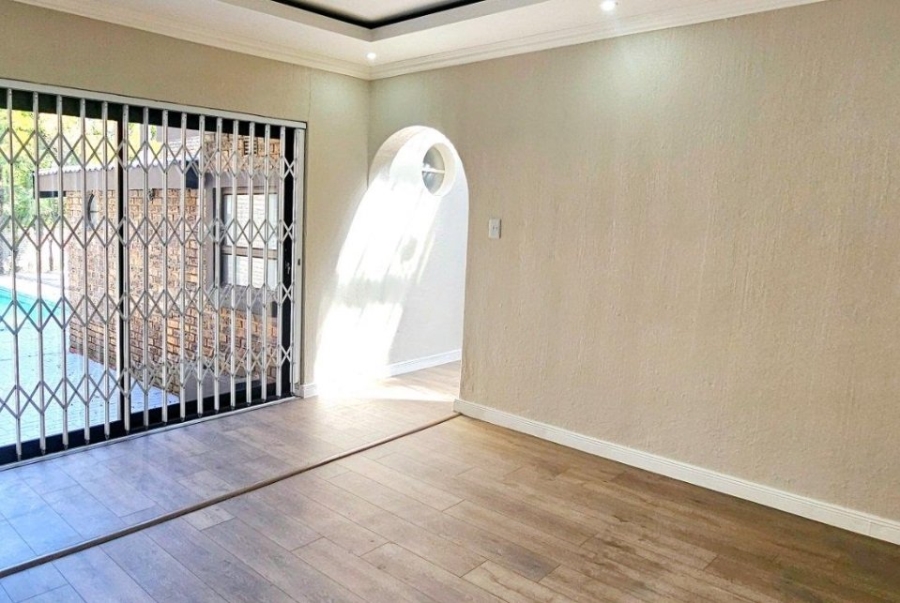 4 Bedroom Property for Sale in Vanderbijlpark SE 3 Gauteng