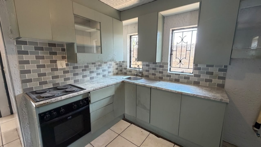 3 Bedroom Property for Sale in Soshanguve VV Gauteng