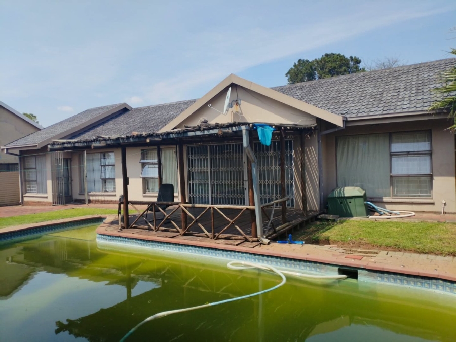 9 Bedroom Property for Sale in Vanderbijlpark CE 5 Gauteng