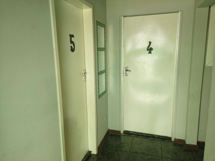 9 Bedroom Property for Sale in Vanderbijlpark CE 5 Gauteng