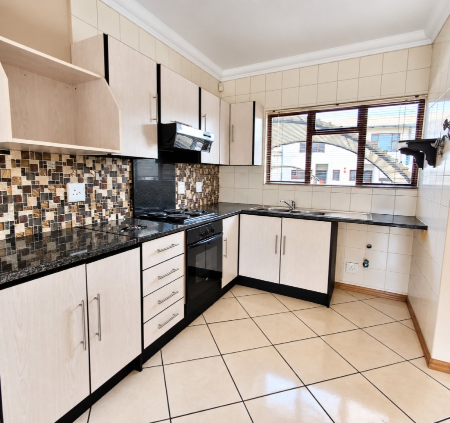 2 Bedroom Property for Sale in Ravenswood Gauteng