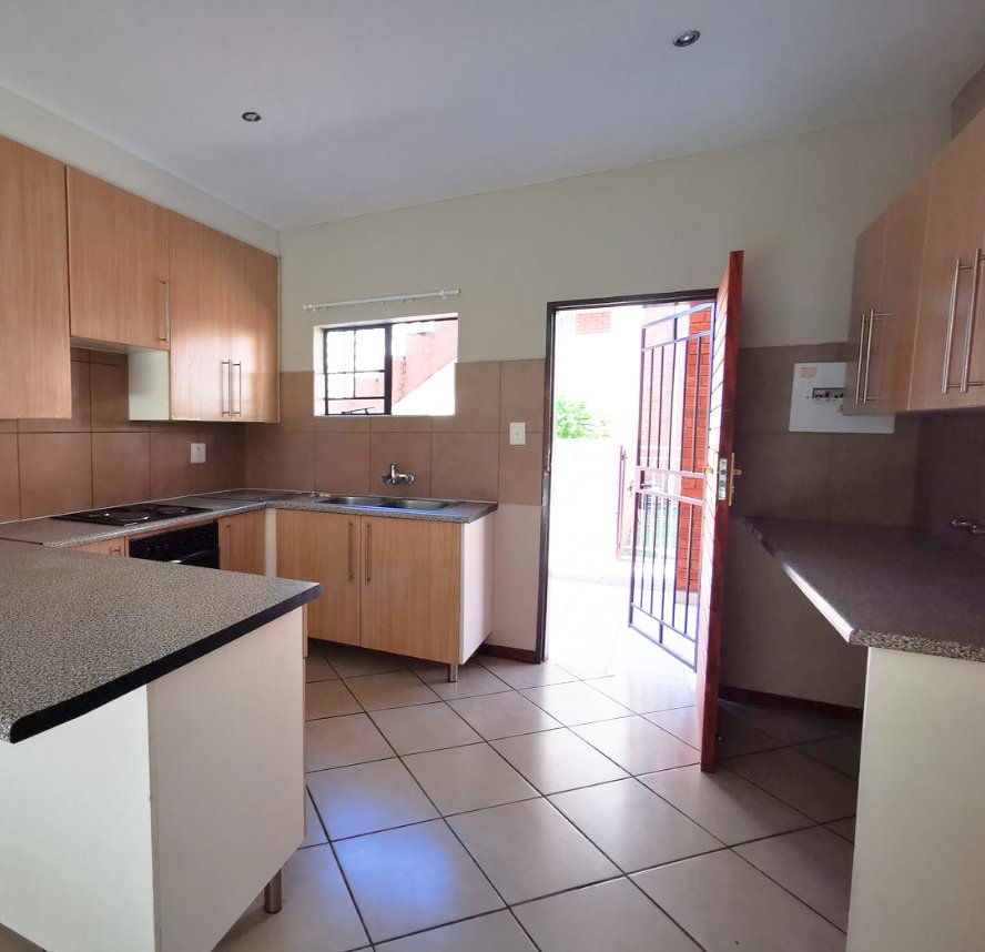 To Let 2 Bedroom Property for Rent in Sagewood Gauteng