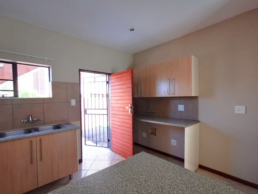 To Let 2 Bedroom Property for Rent in Sagewood Gauteng