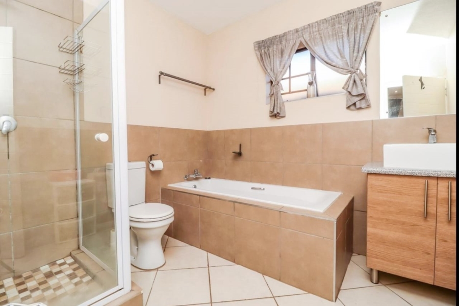 To Let 2 Bedroom Property for Rent in Sagewood Gauteng