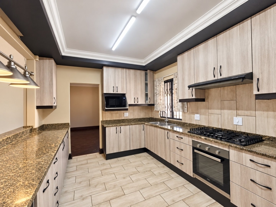 To Let 4 Bedroom Property for Rent in Menlo Park Gauteng