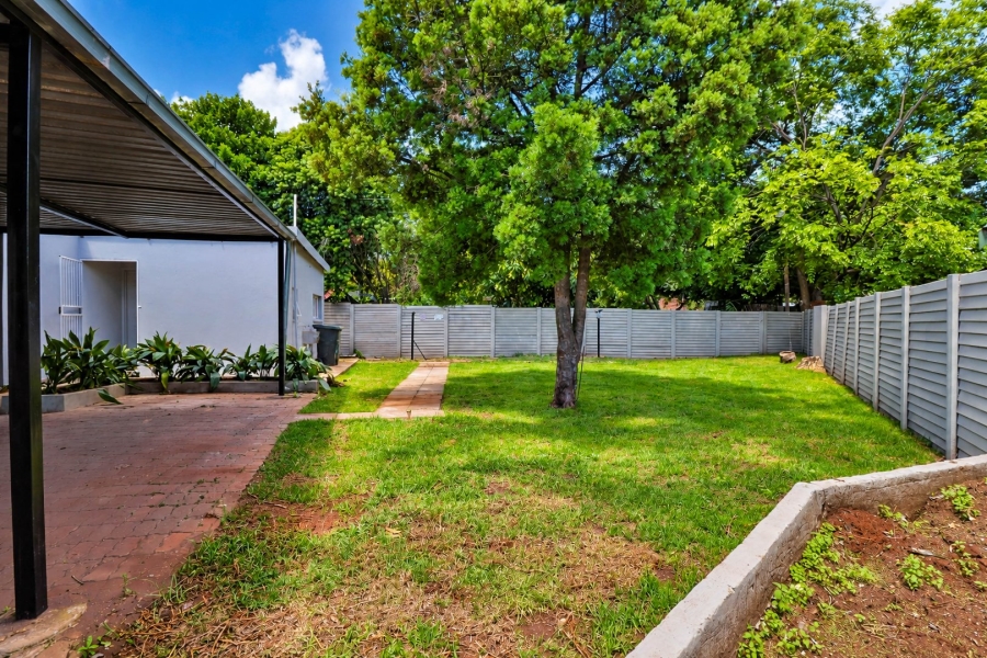5 Bedroom Property for Sale in Wierda Park Gauteng