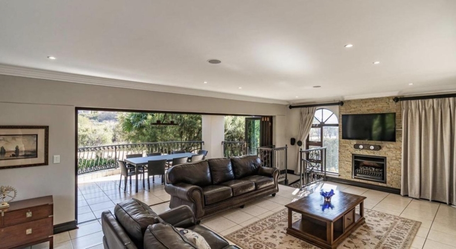 4 Bedroom Property for Sale in Blue Valley Golf Estate Gauteng