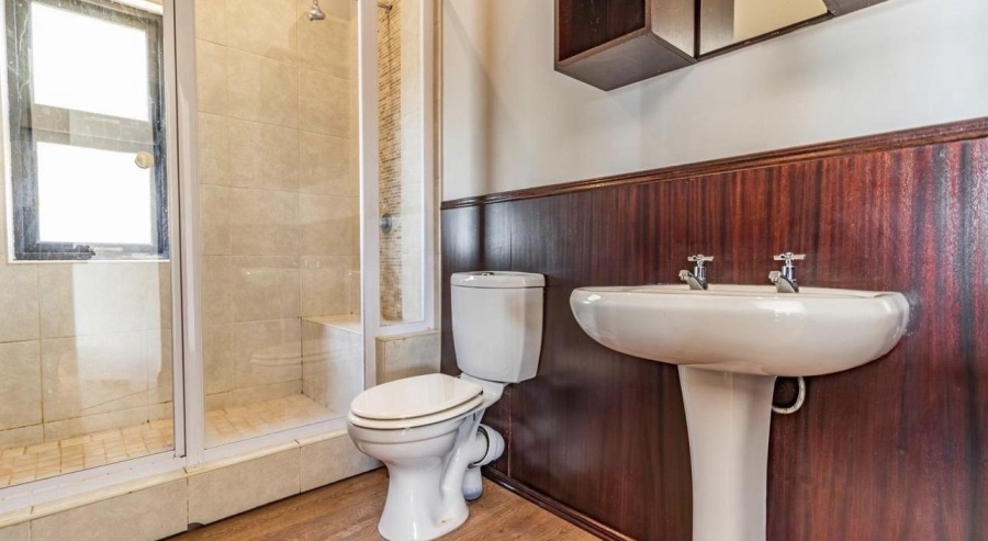 4 Bedroom Property for Sale in Blue Valley Golf Estate Gauteng