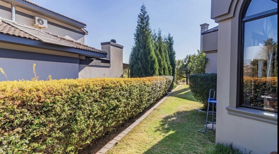 4 Bedroom Property for Sale in Blue Valley Golf Estate Gauteng