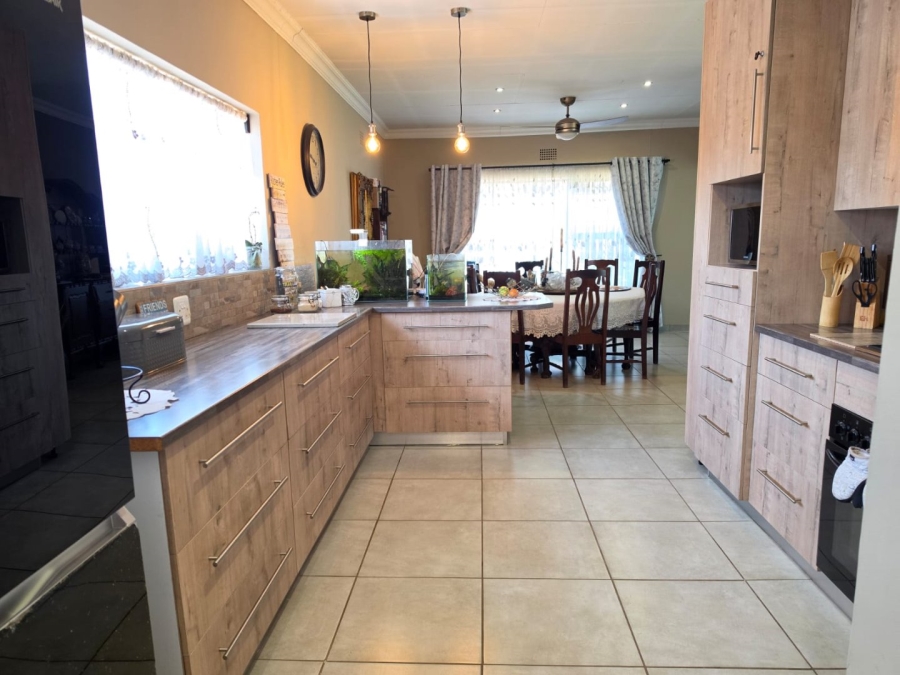 3 Bedroom Property for Sale in Witfield Gauteng