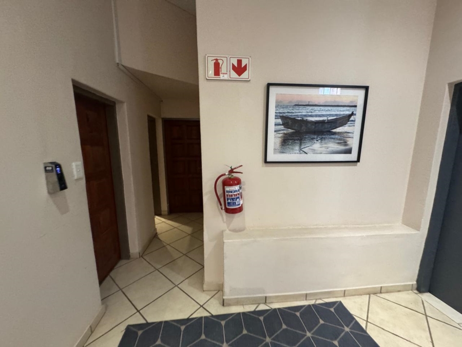 To Let Commercial Property for Rent in Randjespark Gauteng