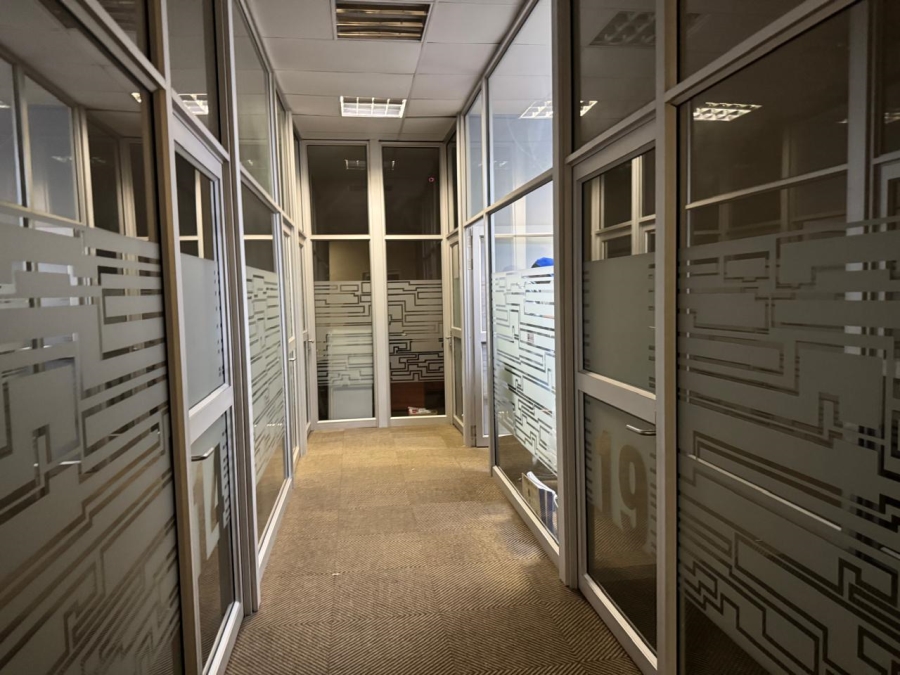 To Let Commercial Property for Rent in Randjespark Gauteng
