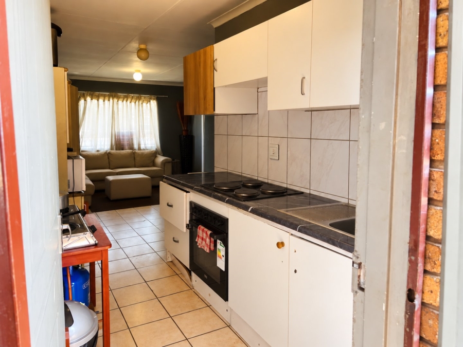 2 Bedroom Property for Sale in Kempton Park Central Gauteng