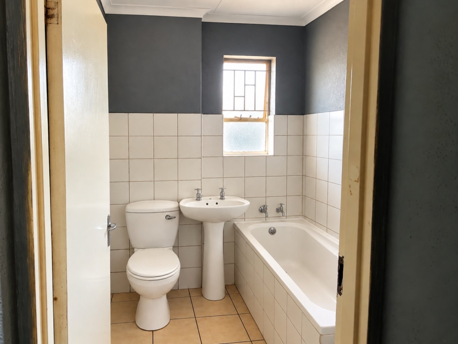 2 Bedroom Property for Sale in Kempton Park Central Gauteng