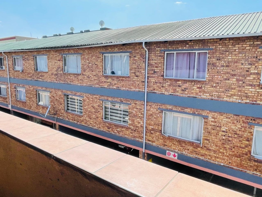 2 Bedroom Property for Sale in Kempton Park Central Gauteng