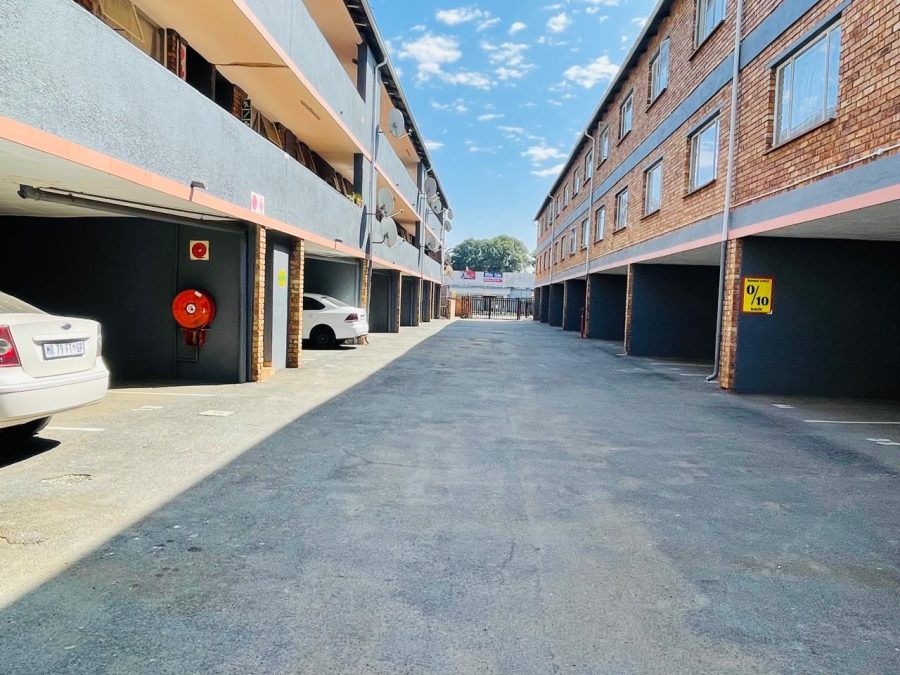 2 Bedroom Property for Sale in Kempton Park Central Gauteng