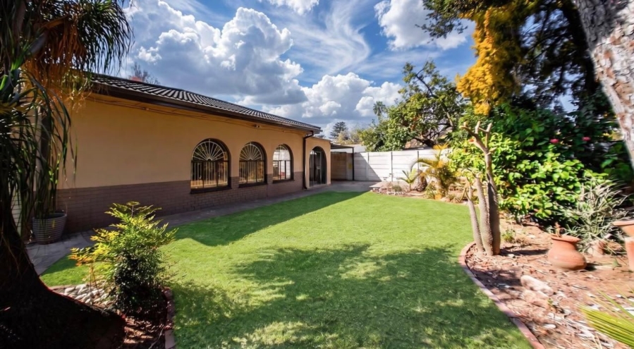 4 Bedroom Property for Sale in Pretoria Gardens Gauteng