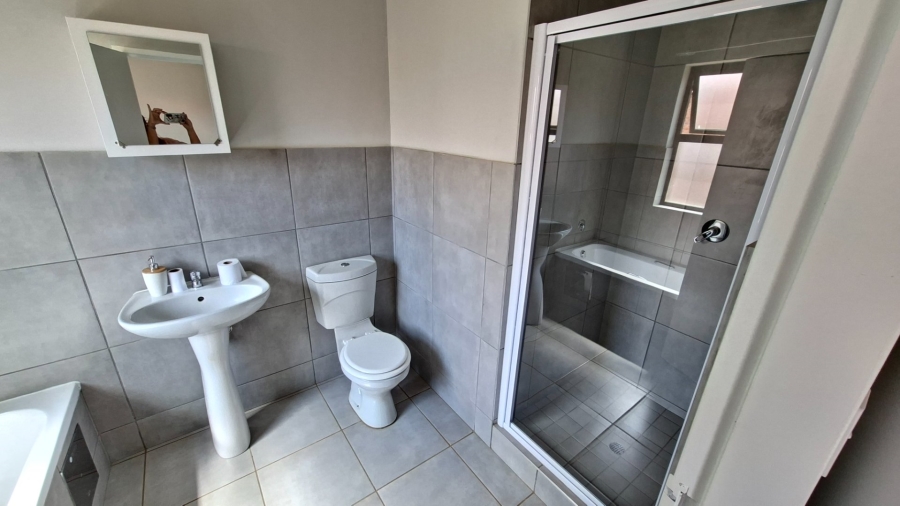 4 Bedroom Property for Sale in Equestria Gauteng
