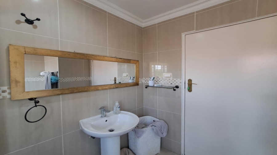 3 Bedroom Property for Sale in Noordwyk Gauteng
