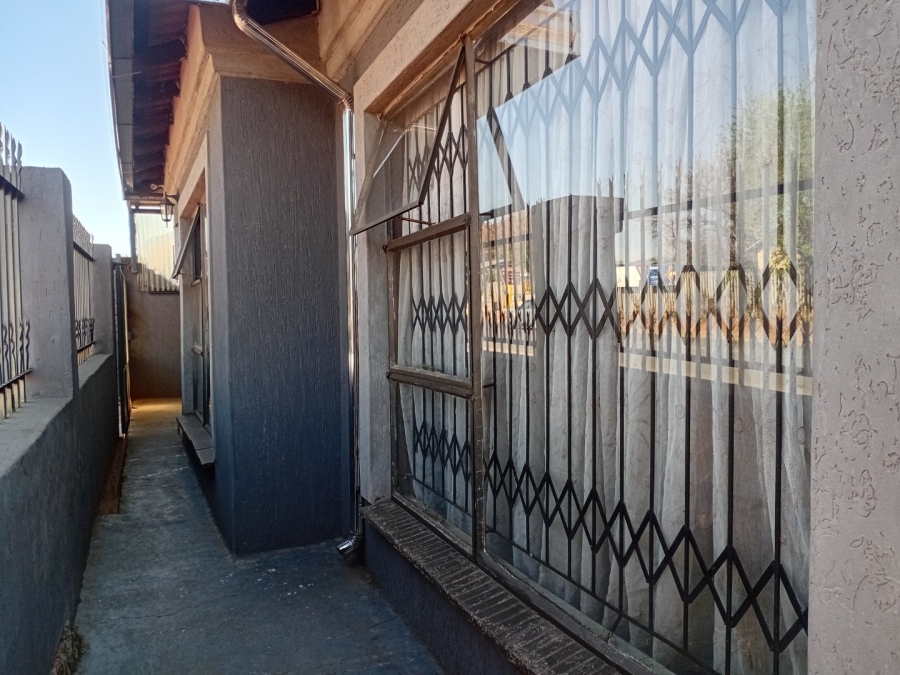  Bedroom Property for Sale in Mamelodi West Gauteng