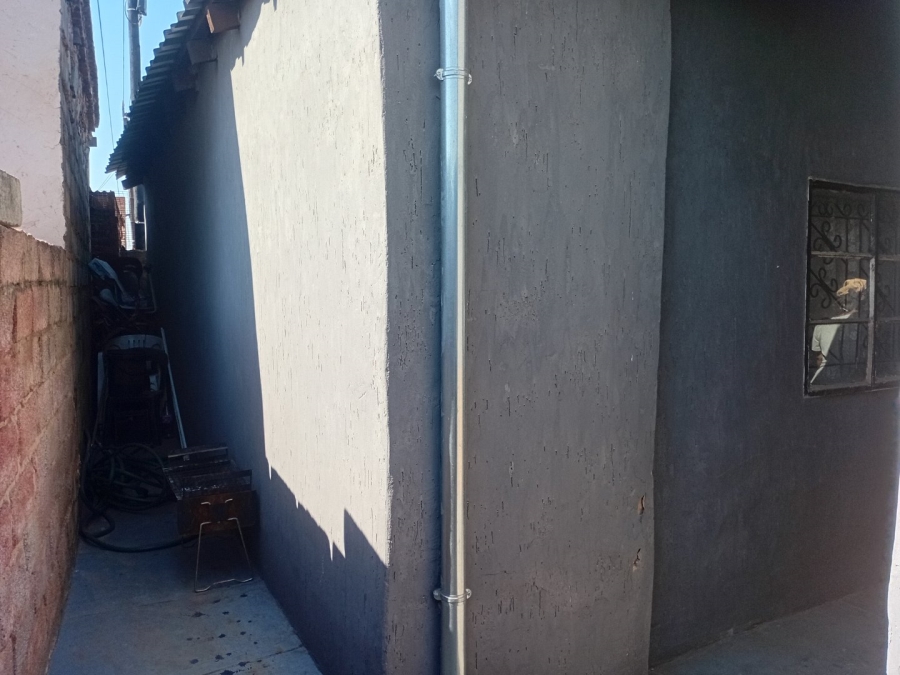  Bedroom Property for Sale in Mamelodi West Gauteng