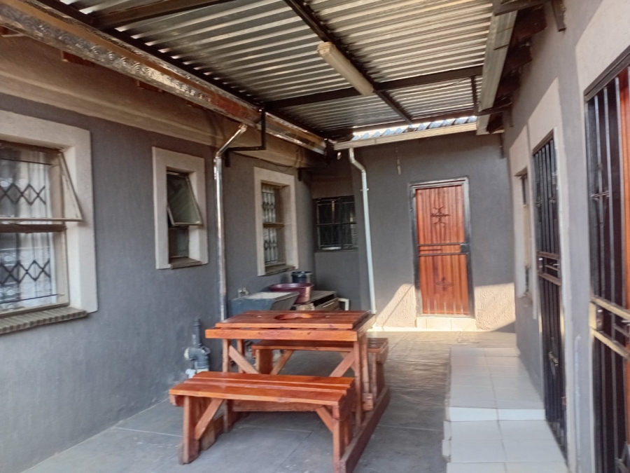  Bedroom Property for Sale in Mamelodi West Gauteng