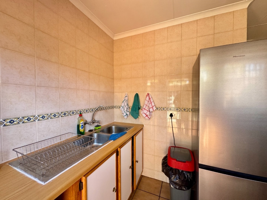 3 Bedroom Property for Sale in Die Hoewes Gauteng