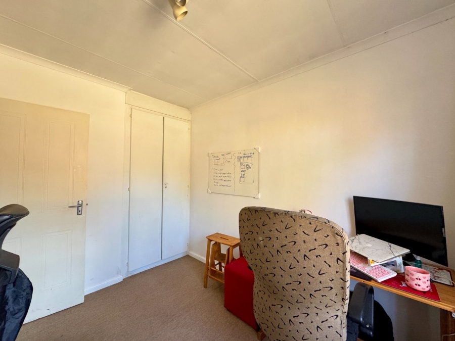 3 Bedroom Property for Sale in Die Hoewes Gauteng