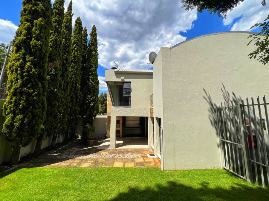 2 Bedroom Property for Sale in Melrose Gauteng