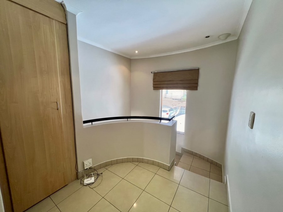 2 Bedroom Property for Sale in Melrose Gauteng