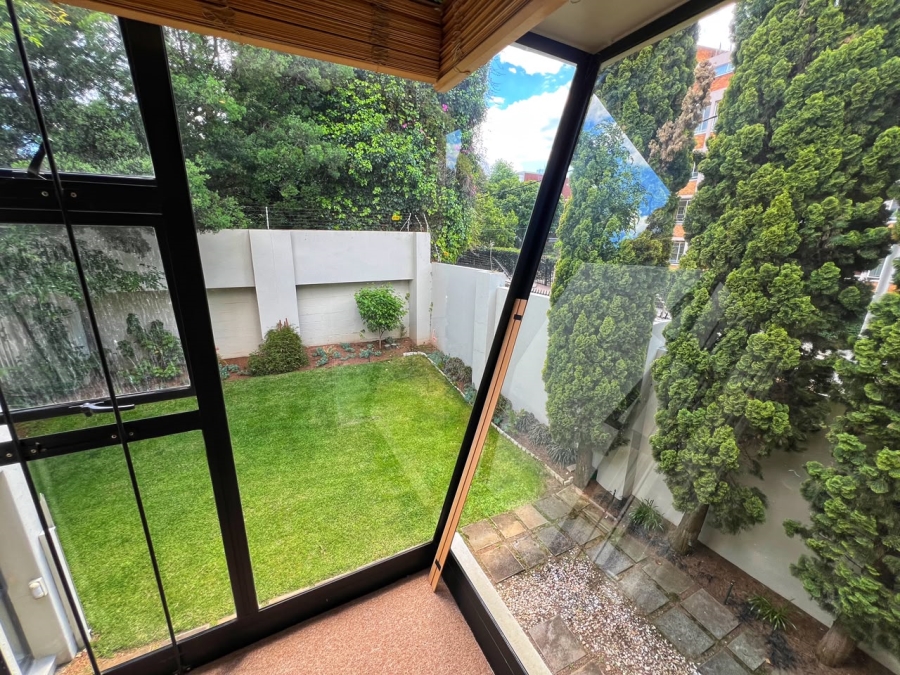 2 Bedroom Property for Sale in Melrose Gauteng