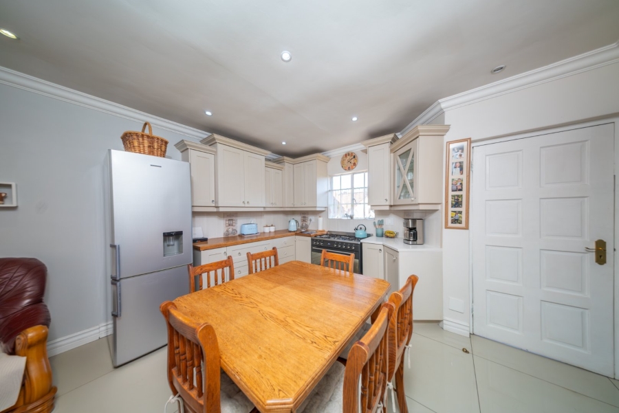 1 Bedroom Property for Sale in Modderfontein Gauteng