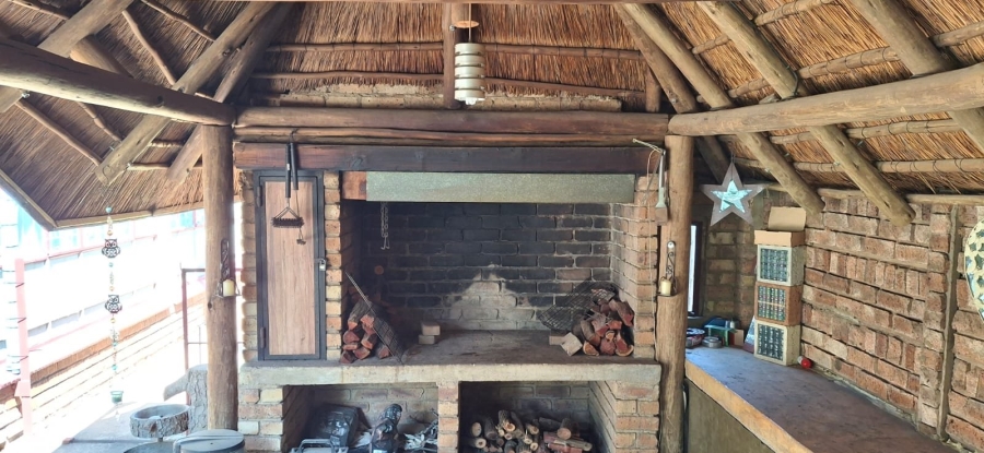 4 Bedroom Property for Sale in Kwaggasrand Gauteng